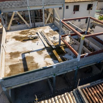 Construção em andamento